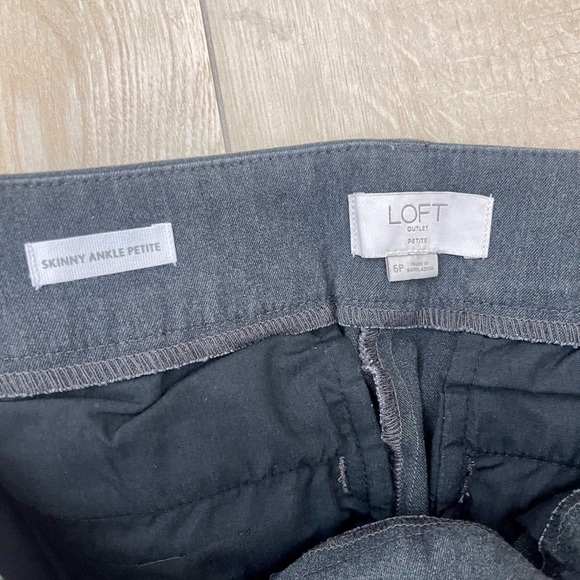 Gray pants. Like new, worn once - Picture 2 of 3